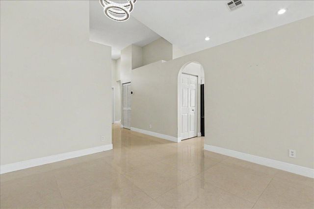 3551 Chesapeake Circle, Boynton Beach, FL 33436