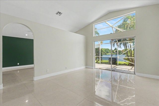 3551 Chesapeake Circle, Boynton Beach, FL 33436