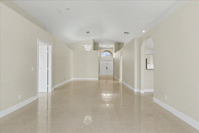 3551 Chesapeake Circle, Boynton Beach, FL 33436
