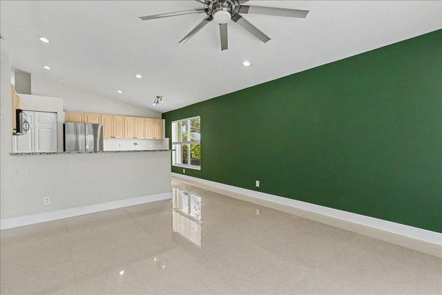 3551 Chesapeake Circle, Boynton Beach, FL 33436