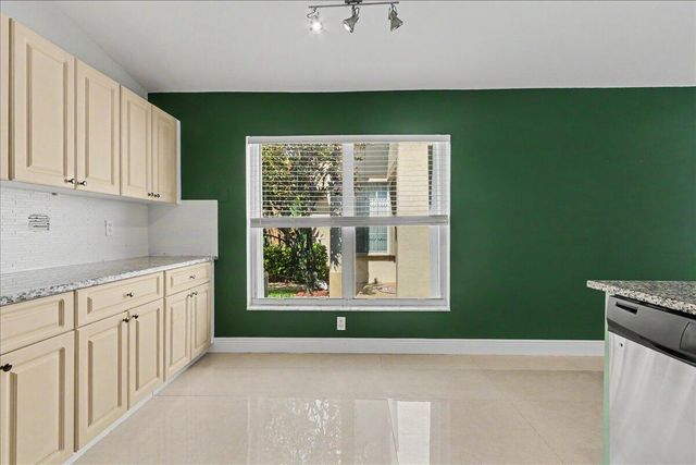3551 Chesapeake Circle, Boynton Beach, FL 33436