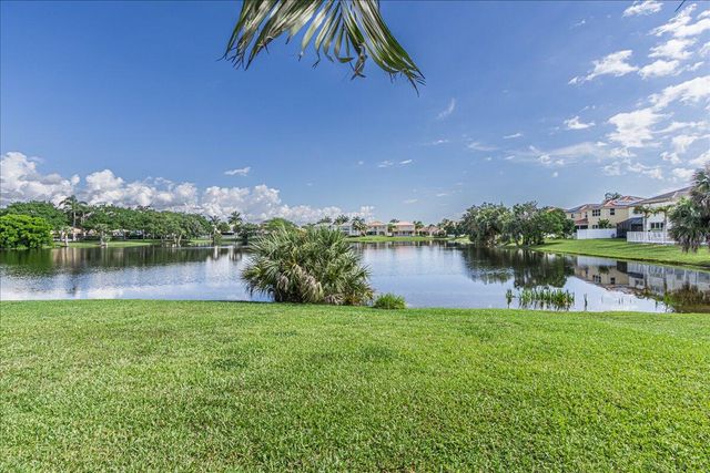 3551 Chesapeake Circle, Boynton Beach, FL 33436