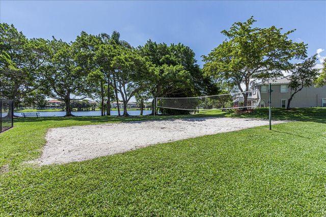 3551 Chesapeake Circle, Boynton Beach, FL 33436