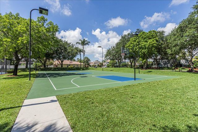 3551 Chesapeake Circle, Boynton Beach, FL 33436