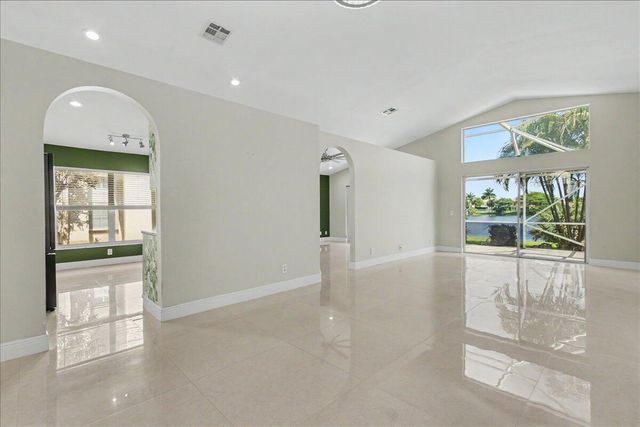 3551 Chesapeake Circle, Boynton Beach, FL 33436