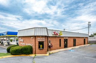 889 E MARKET ST, Harrisonburg, VA 22801