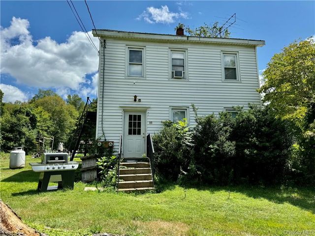 19 Bloomingburg Road, Middletown, NY 10940