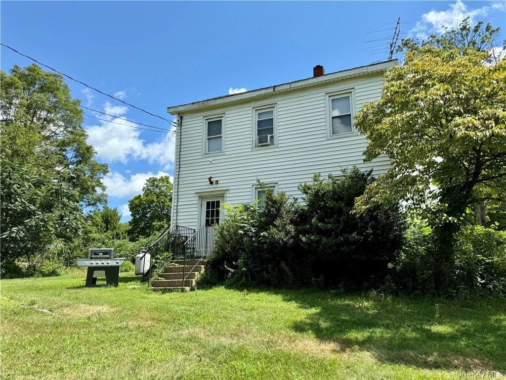 19 Bloomingburg Road, Middletown, NY 10940