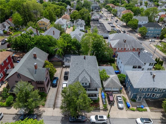 18 Dunnell Avenue, Pawtucket, RI 02860