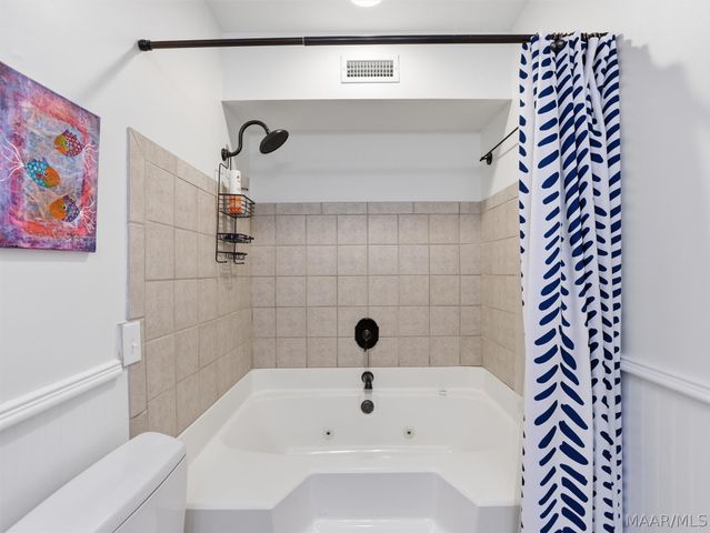 369 Honeysuckle Hill, Tallassee, AL 36078