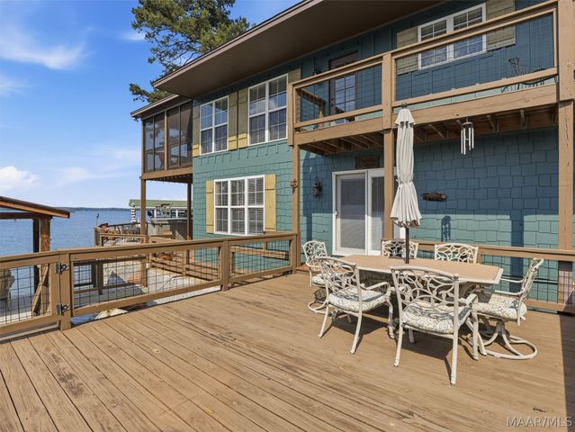 369 Honeysuckle Hill, Tallassee, AL 36078