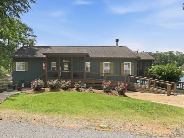 369 Honeysuckle Hill, Tallassee, AL 36078