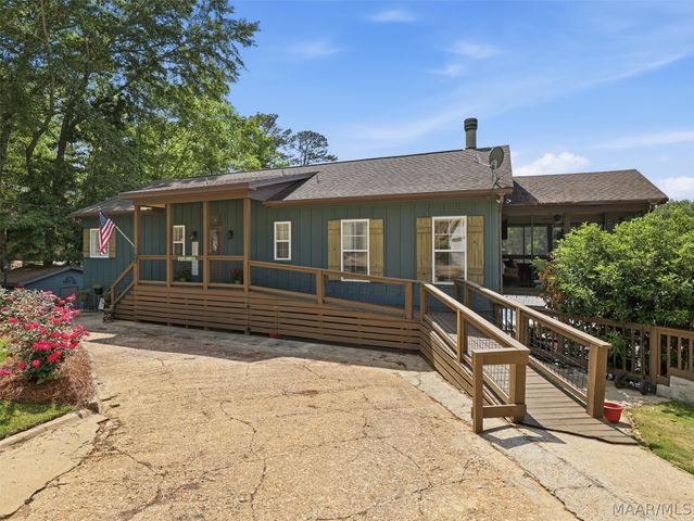 369 Honeysuckle Hill, Tallassee, AL 36078