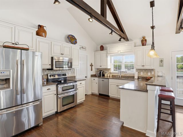 369 Honeysuckle Hill, Tallassee, AL 36078