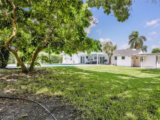 1645 Ardmore RD, Fort Myers, FL 33901