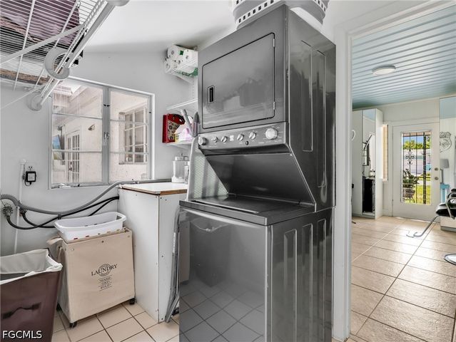 1645 Ardmore RD, Fort Myers, FL 33901