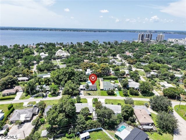 1645 Ardmore RD, Fort Myers, FL 33901