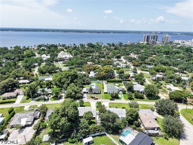 1645 Ardmore RD, Fort Myers, FL 33901