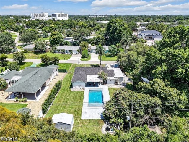 1645 Ardmore RD, Fort Myers, FL 33901