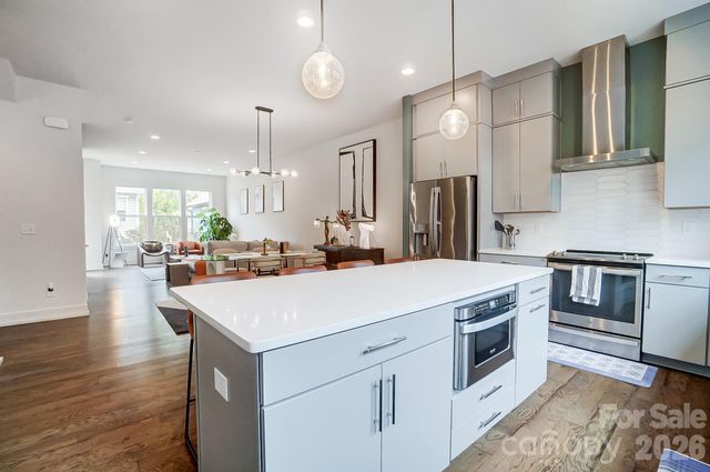 1207 E 36th Street 6, Charlotte, NC 28205