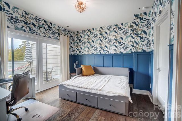 1207 E 36th Street 6, Charlotte, NC 28205