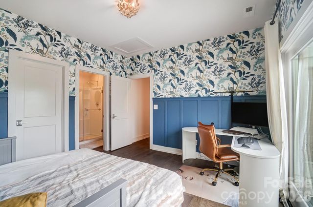 1207 E 36th Street 6, Charlotte, NC 28205