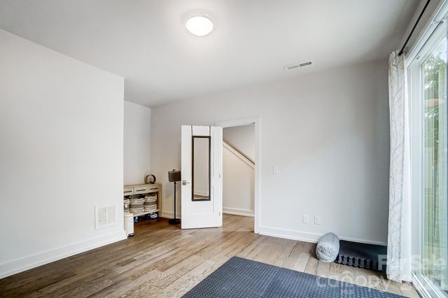 1207 E 36th Street 6, Charlotte, NC 28205