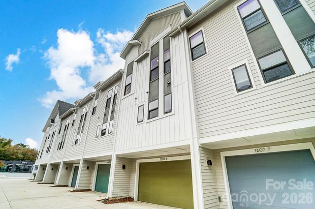 1207 E 36th Street 6, Charlotte, NC 28205