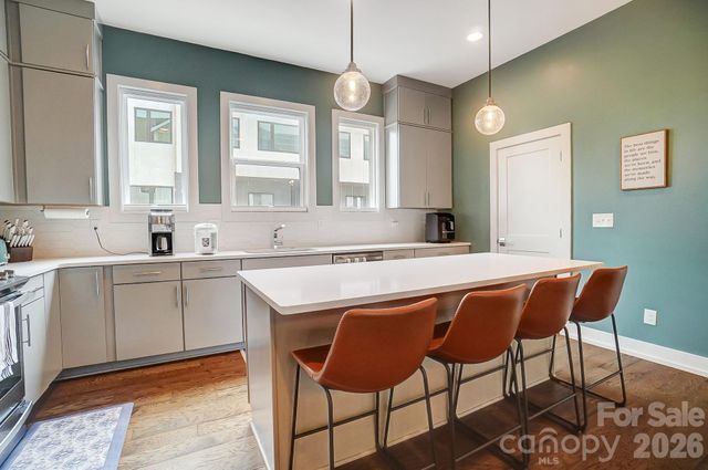 1207 E 36th Street 6, Charlotte, NC 28205