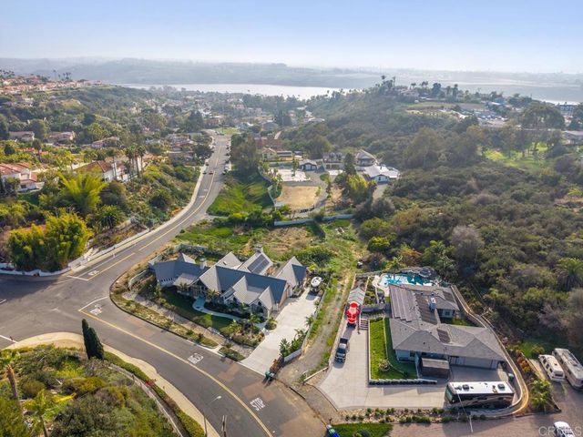 4269 Hillside Drive, Carlsbad, CA 92008