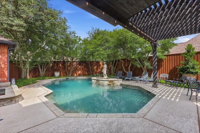 4823 Spyglass Drive, Dallas, TX 75287