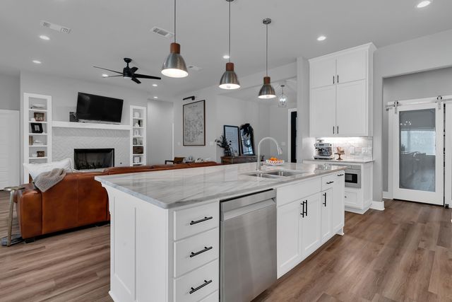 201 Saddle Brook Circle, Hallsville, TX 75650