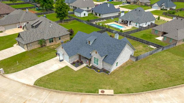 201 Saddle Brook Circle, Hallsville, TX 75650