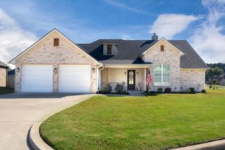 201 Saddle Brook Circle, Hallsville, TX 75650