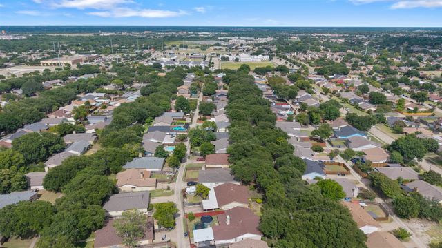 2825 Pinewood Drive, Garland, TX 75044