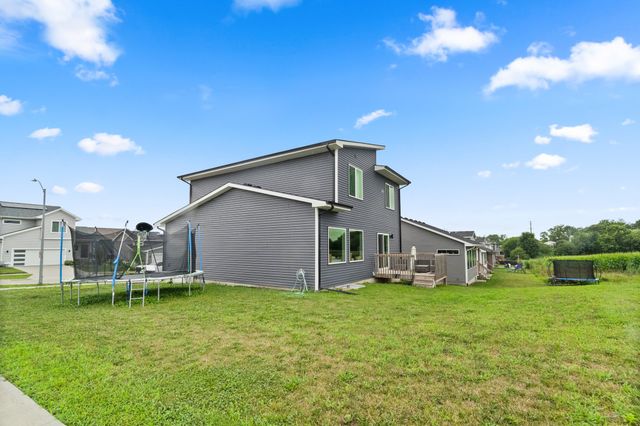 2939 Kestrel Street, Norwalk, IA 50211