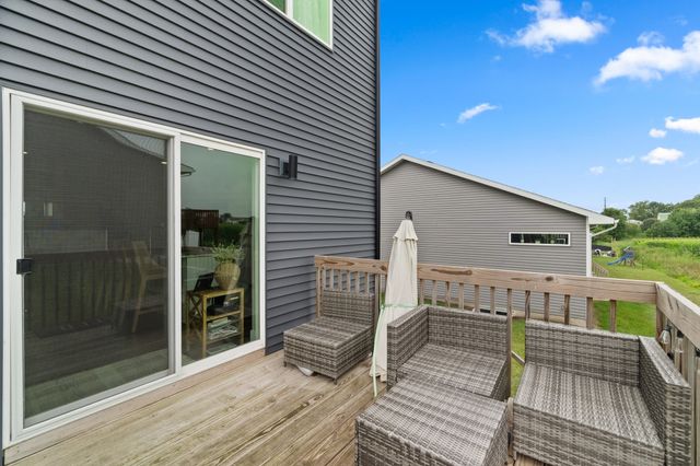 2939 Kestrel Street, Norwalk, IA 50211