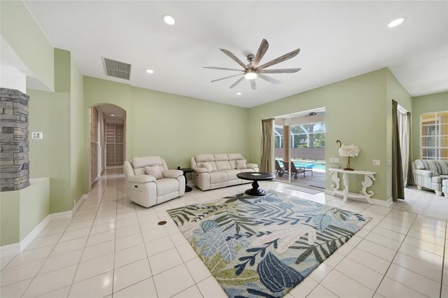 1064 HARBOUR WAY PLACE, Punta Gorda, FL 33983