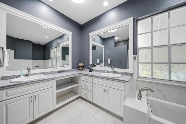 1064 HARBOUR WAY PLACE, Punta Gorda, FL 33983