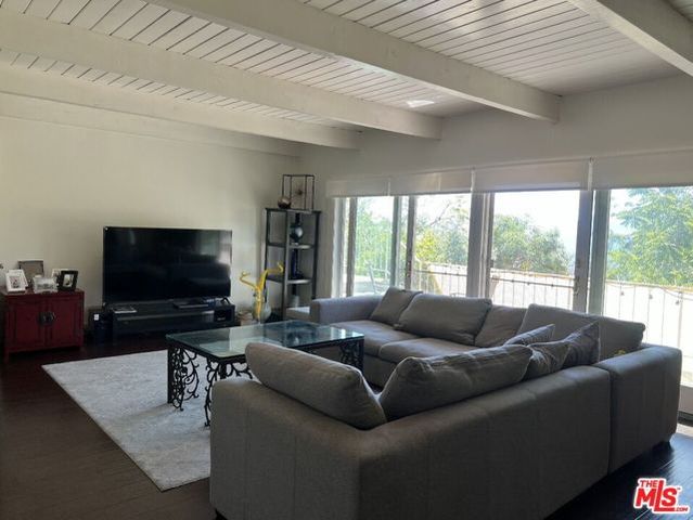 640 Cavanagh Road, Glendale, CA 91207