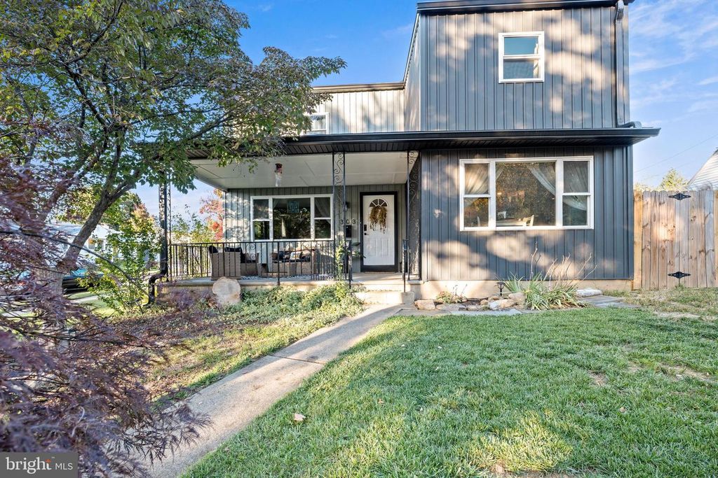 303 COLLEGE DR, Allentown, PA 18104