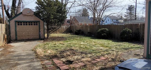 16200 Braile Street, Detroit, MI 48219