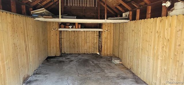 16200 Braile Street, Detroit, MI 48219