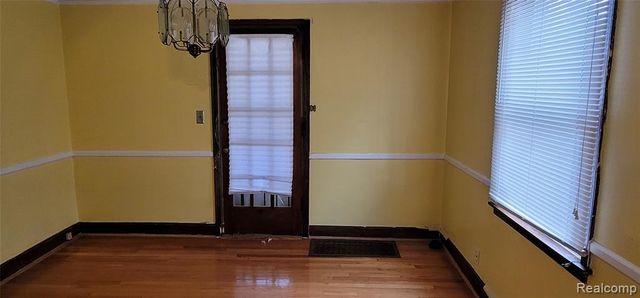 16200 Braile Street, Detroit, MI 48219