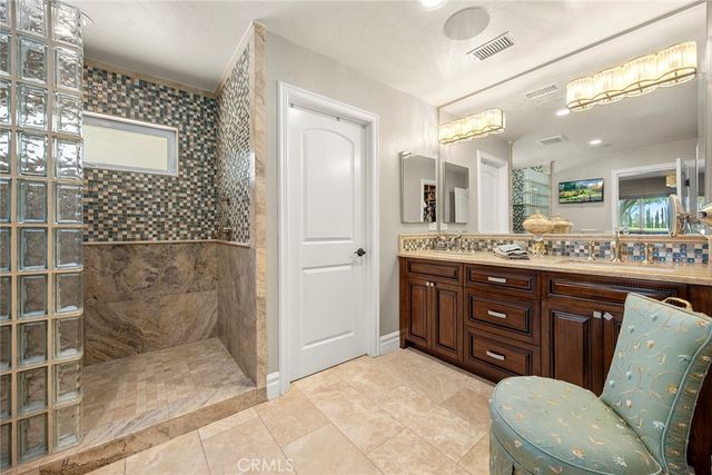 6001 Country View, Yorba Linda, CA 92886
