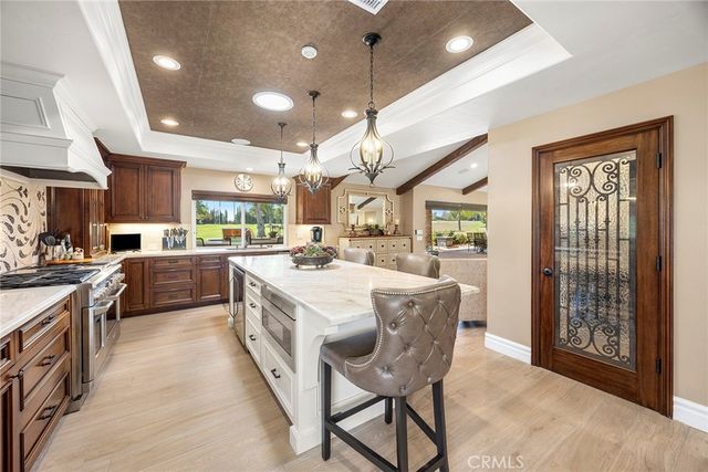 6001 Country View, Yorba Linda, CA 92886