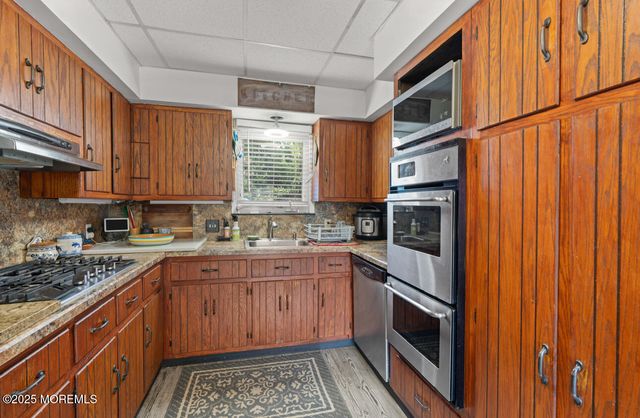 517 Laurel Avenue, West Allenhurst, NJ 07711