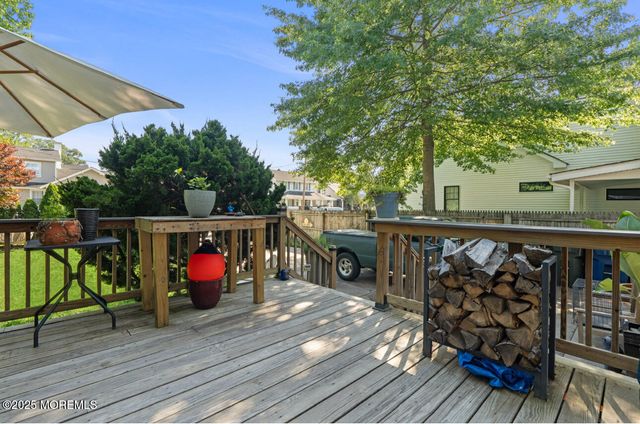 517 Laurel Avenue, West Allenhurst, NJ 07711