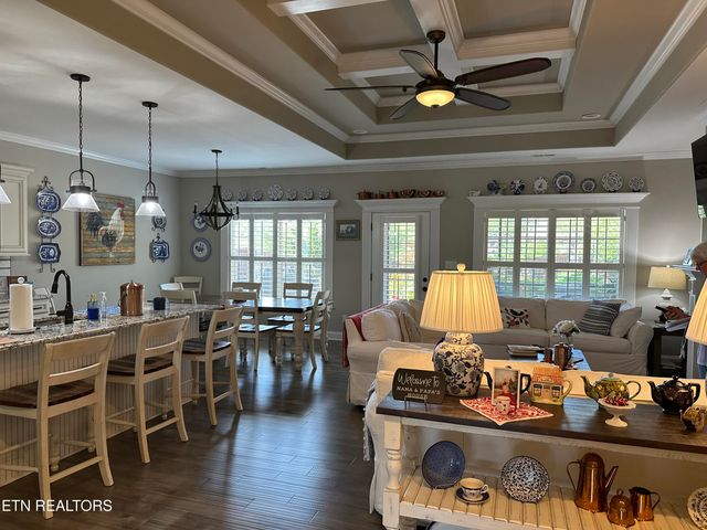 2319 Torrey Pines Drive, Maryville, TN 37801