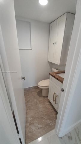 310 Fontainebleau Boulevard 203, Miami, FL 33172
